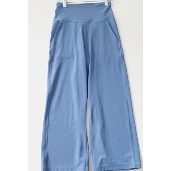 Lululemon Align Wide Leg Crop 23" Water Drop - Picture 6 of 9